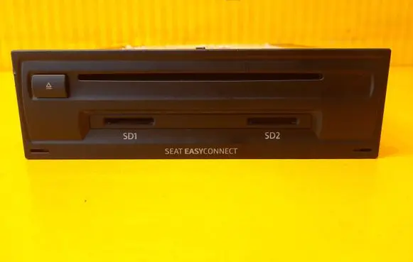 Seat Arona Radio/CD/DVD/GPS head unit 5QA035858B