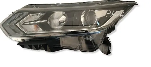 Nissan Qashqai Headlight/headlamp 10019010