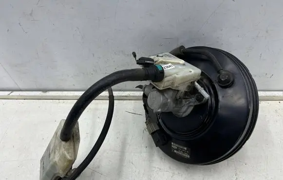Ford C-MAX II Brake booster AV612B195KE