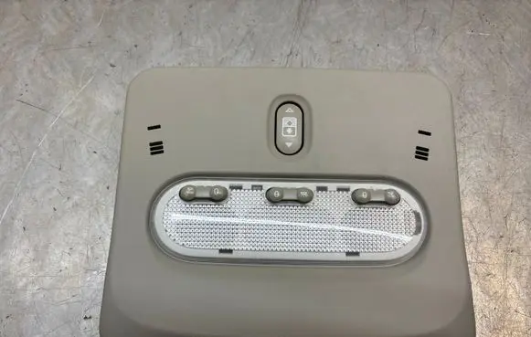 Nissan Qashqai Headlining lighting console trim 264304EH3B