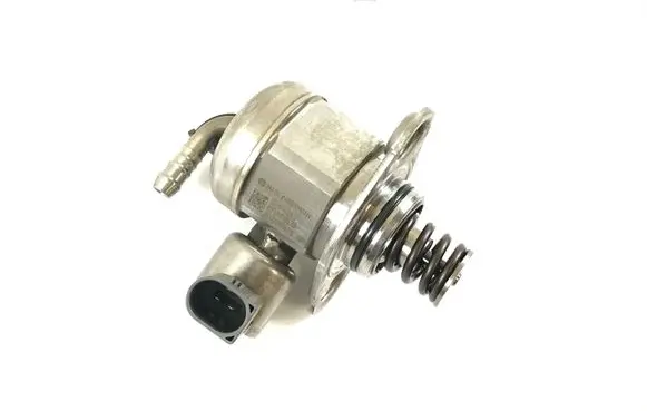 Volkswagen Scirocco Fuel injection high pressure pump 04E127025D