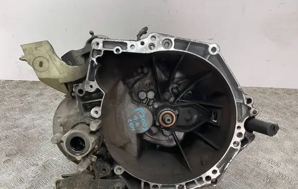 Peugeot 2008 I Manual 5 speed gearbox 20ET06