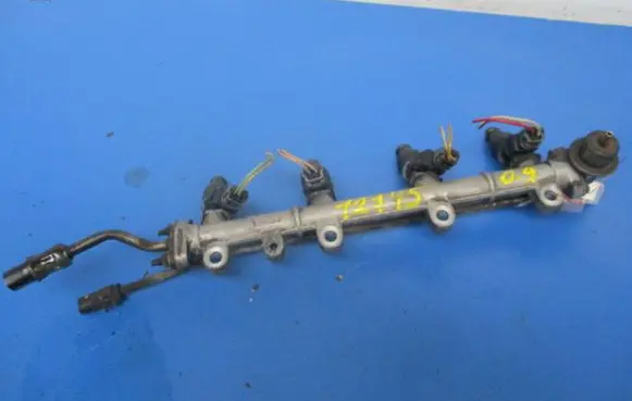 Hyundai Accent Fuel main line pipe