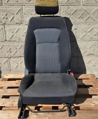 Toyota Verso Front passenger seat FOTELPPPV1Q2