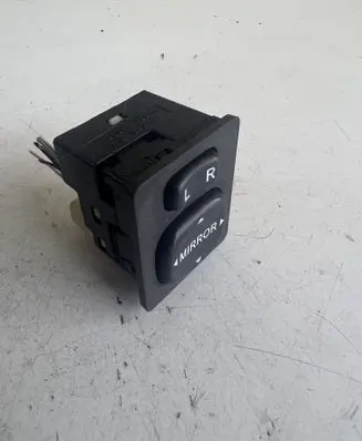 Toyota Corolla Verso AR10 Wing mirror switch 769746D 183574