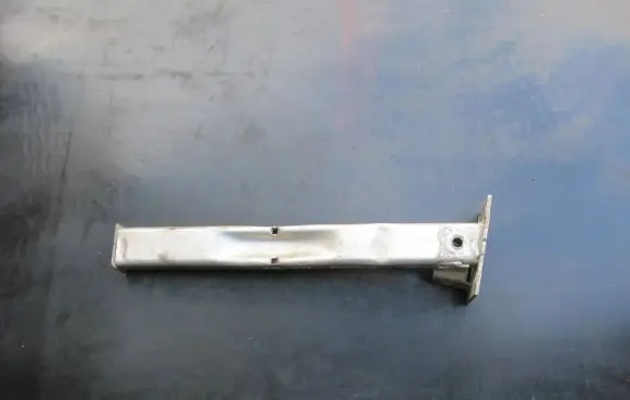 Peugeot 3008 I Front bumper mounting bracket 259613