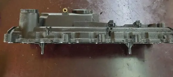 Renault Scenic II - Grand scenic II Rocker cam cover 8200756123 PA6GF35