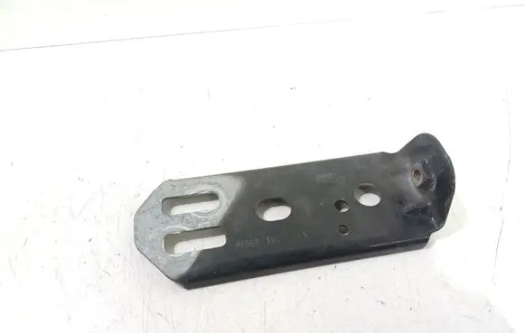 Land Rover Freelander 2 - LR2 Fender mounting bracket 6H5216C174A