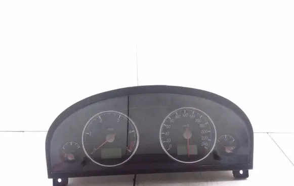 Ford Mondeo Mk III Speedometer (instrument cluster) 1S7F10841 44ZU187