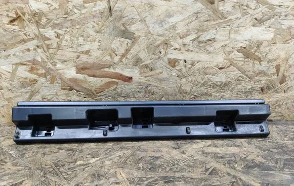 BMW 2 F46 Other sill/pillar trim element 7301940