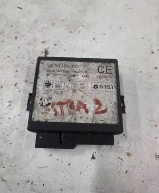 Opel Astra H Central body control module 90460112 9330065187