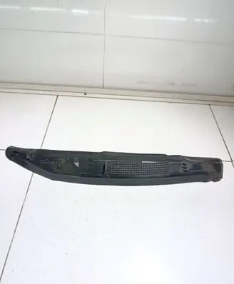 Volkswagen Golf VII Fender end trim 5G0821112A