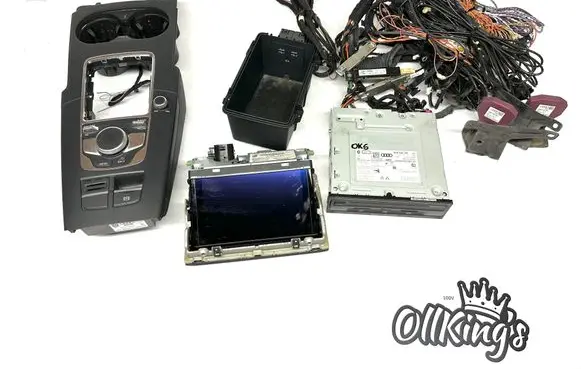 Audi A3 S3 8V Radio/CD/DVD/GPS head unit 81A035192 8V0857273N 8V0919614BE