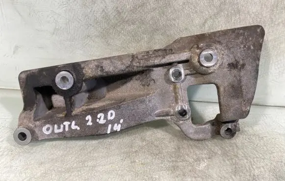 Mitsubishi Outlander A/C compressor mount bracket 1801a070