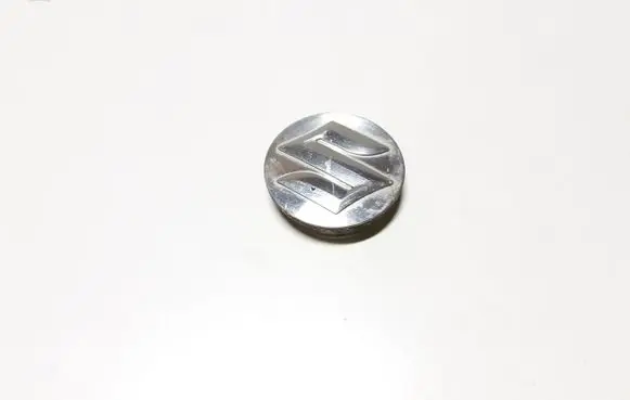 Suzuki Grand Vitara II Original wheel cap