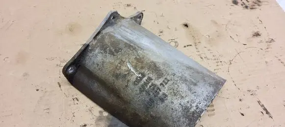 Volkswagen PASSAT B5 Other front suspension part 4D0407722