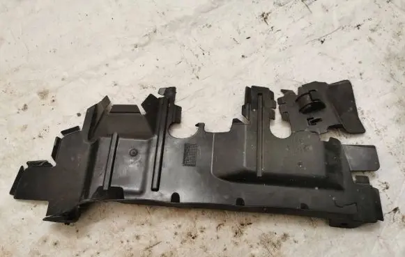 Citroen Berlingo Intercooler air guide/duct channel 9680450480