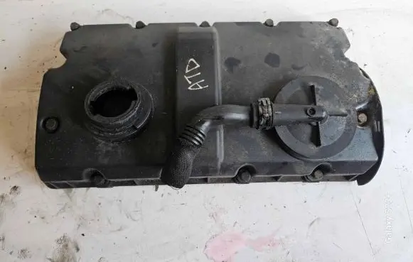 Ford Galaxy Rocker cam cover 038103475Q