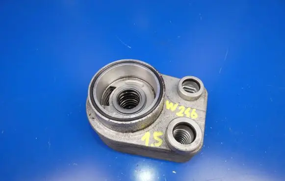 Mercedes-Benz B W246 W242 Engine oil radiator 
