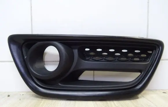 Renault Captur Front bumper lower grill 620740754R