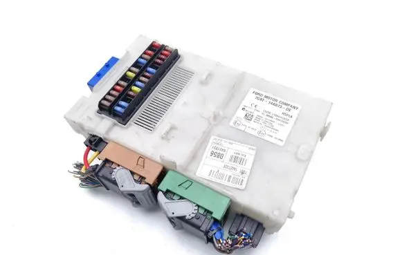 Ford S-MAX Fuse module 7G9T14A073DE 28174438