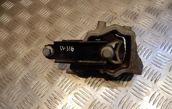 Volvo S60 Engine mounting bracket 6G926P082LB 33316