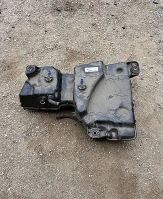 Volkswagen Tiguan Allspace AdBlue liquid reservoir 5QF131877N