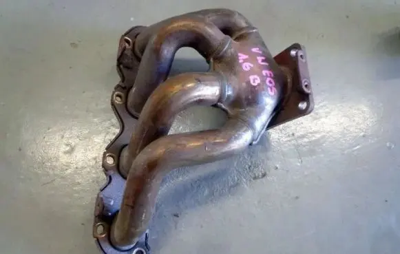 Volkswagen Eos Exhaust manifold