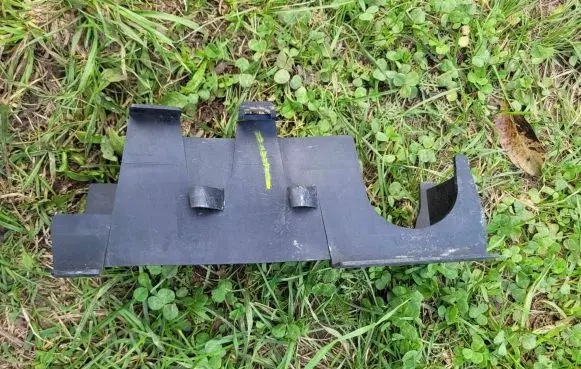 Peugeot 208 Front bumper mounting bracket H039W0S8V X9S69801 08L3L88L96