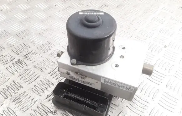 Nissan Titan ABS Pump 476607S065 06210202233 06210903883