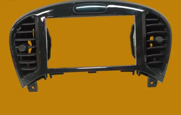 Nissan Juke I F15 Dashboard air vent grill cover trim 687511KE0A