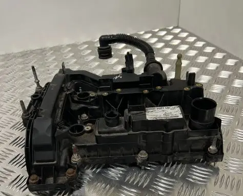 Ford Focus Rocker cam cover DM5G6007LD