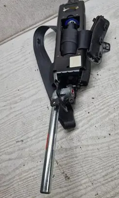 Volvo C30 Front seatbelt 31351426 624064300A 8295992