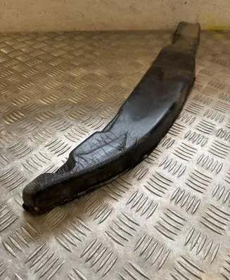 Mercedes-Benz E W213 Fender foam support/seal 84116CV000
