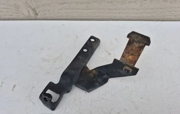 Audi A8 S8 D3 4E Turbo solenoid valve 059130407C