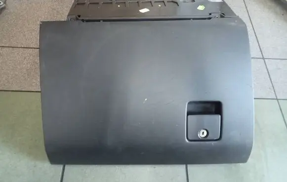 Opel Vectra C Glove box 24438433