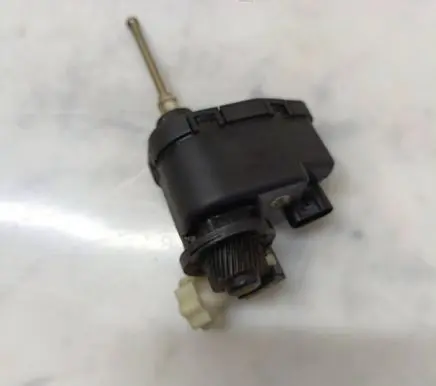 Opel Vectra A Headlight level adjustment motor 90356352 00437515