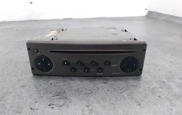 Renault Kangoo II Radio/CD/DVD/GPS head unit