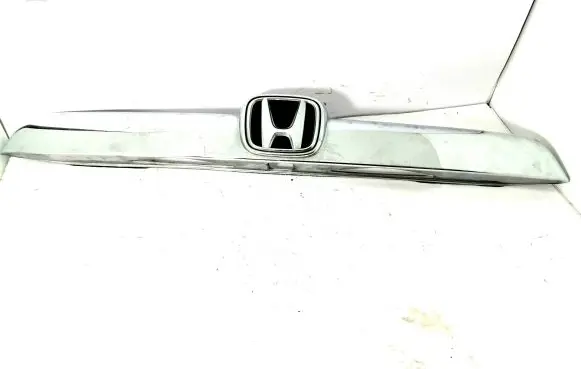 Honda CR-V Trunk door license plate light bar 74890 74890SWWE012C1 74890SWWE112C1