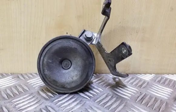 Skoda Octavia Mk1 (1U) Horn signal 6U0951101B