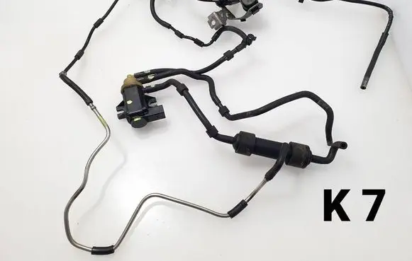 Volkswagen PASSAT B7 Turbo solenoid valve 1K0906627B 03G129808C