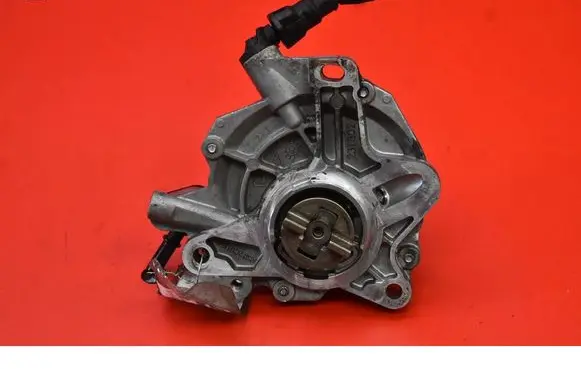Ford S-MAX Vacuum pump 9674192280
