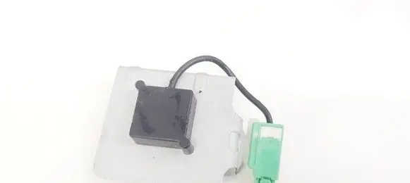 Antenna control unit