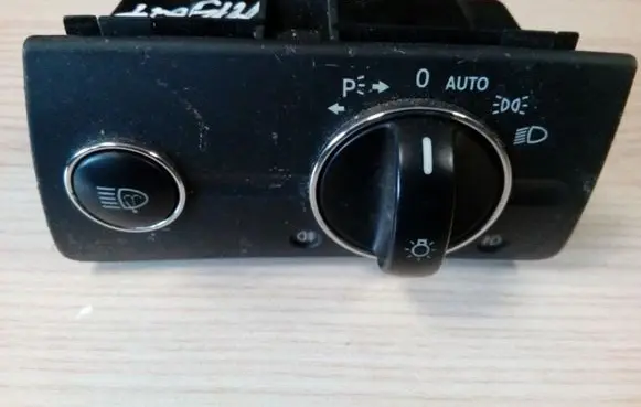 Mercedes-Benz E W211 Light switch A2115450404 MB217