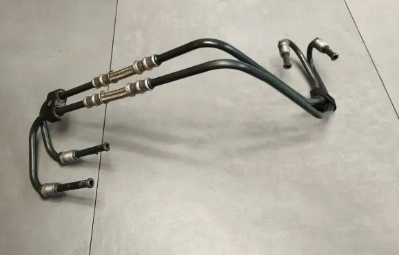 Brake vacuum hose/pipe