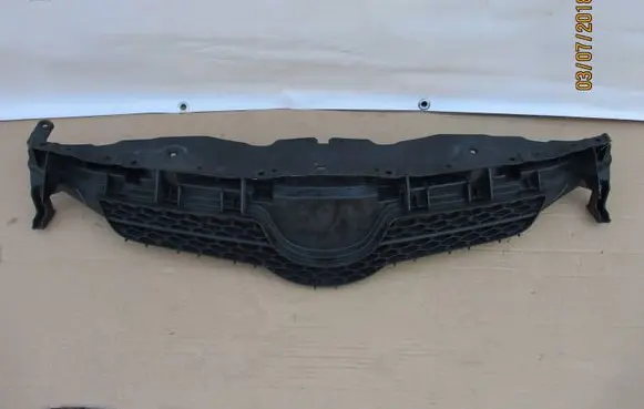 Toyota Corolla E140 E150 Front bumper upper radiator grill