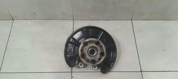 Mercedes-Benz SLK R172 Rear wheel hub A1723501908