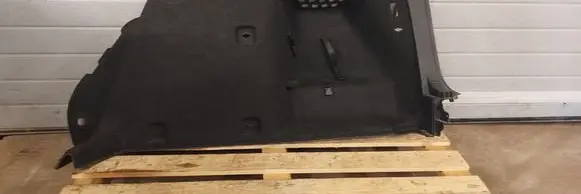 Skoda Octavia Mk3 (5E) Trunk/boot lower side trim panel 5E9867428