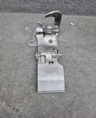 Audi A8 S8 D4 4H Engine bonnet/hood lock/latch loop/hook 4H0823485C 4H0823485B 4H0823485D