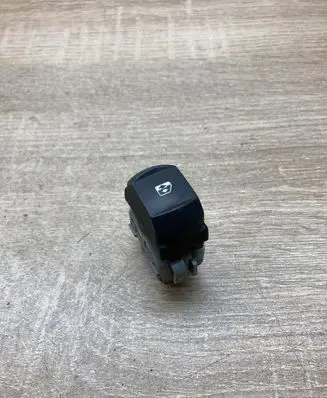 Renault Megane II Electric window control switch 28082 315013